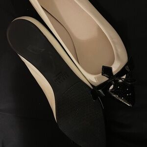 Stuart Weitzman Flats